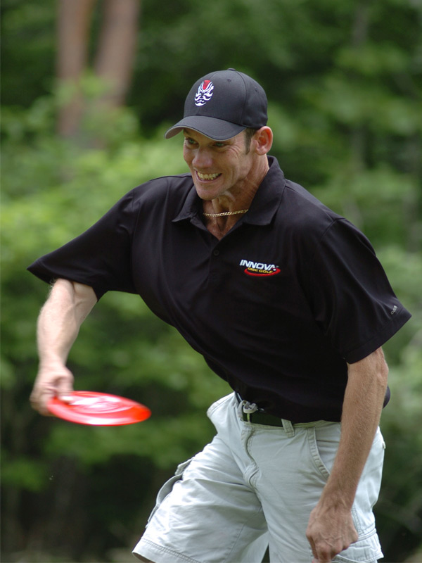 Ken Climo throwing; the PDGA identifies this photograph as Japan Open, 2006
